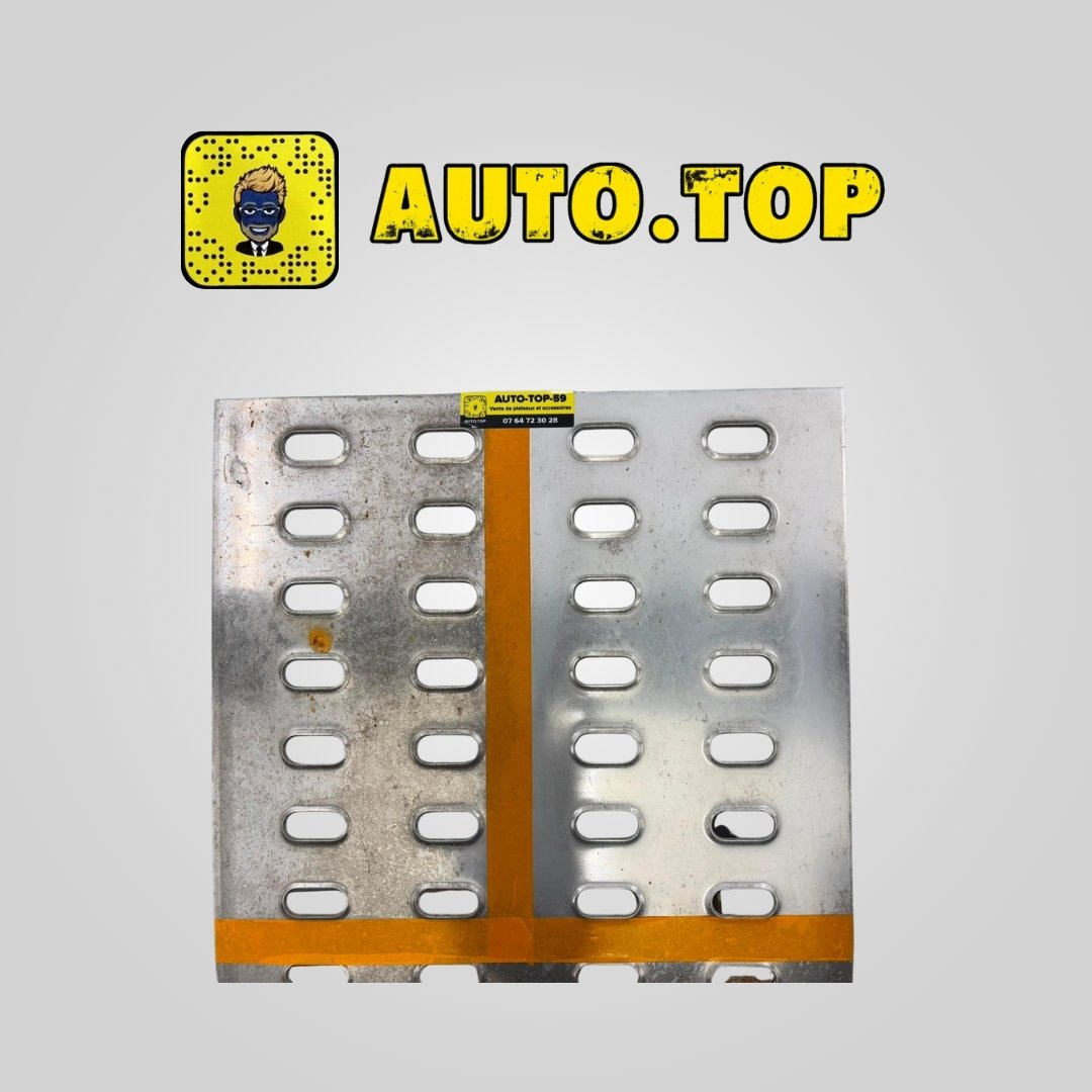 Nettoyant pour plateaux et remorques porte-voitures